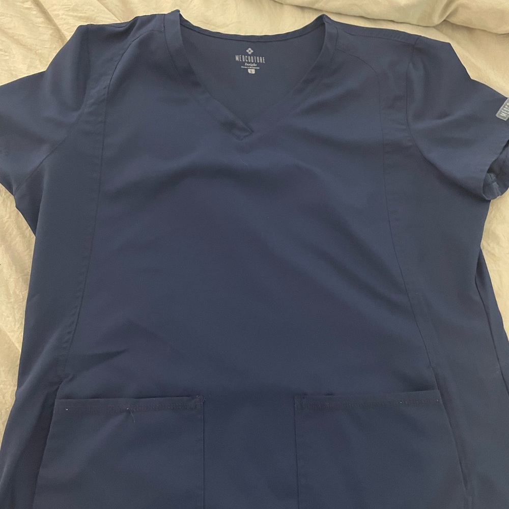 Set of Navy med couture women’s scrub